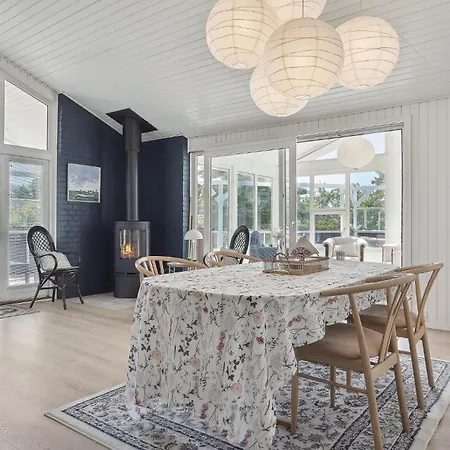 3 Bedroom Gorgeous Home In Hjorring