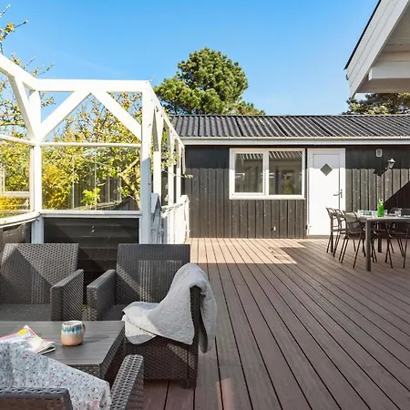Holiday home 3 Bedroom Stunning In Hjorring