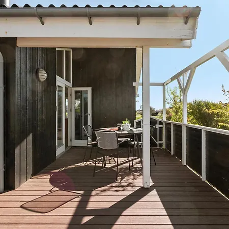 3 Bedroom Stunning In * Hjorring